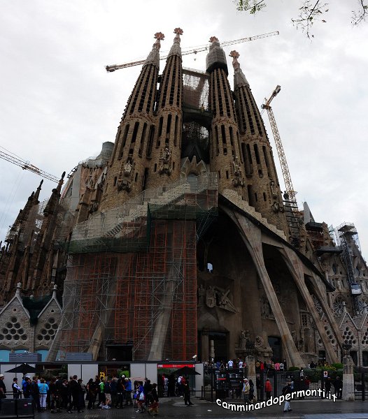 072 La Sagrada Familia.jpg